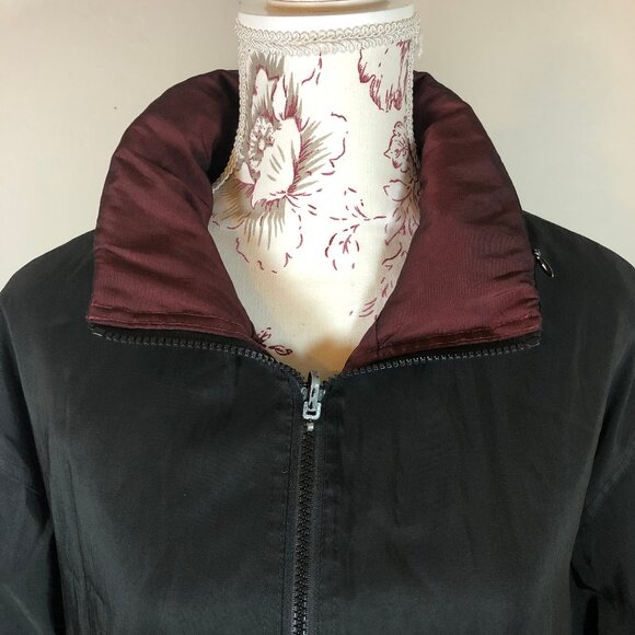 Vintage Reversible Zip-Up Coat — Burgundy & Black, Classic Minimalist Style - Picture 11 of 16